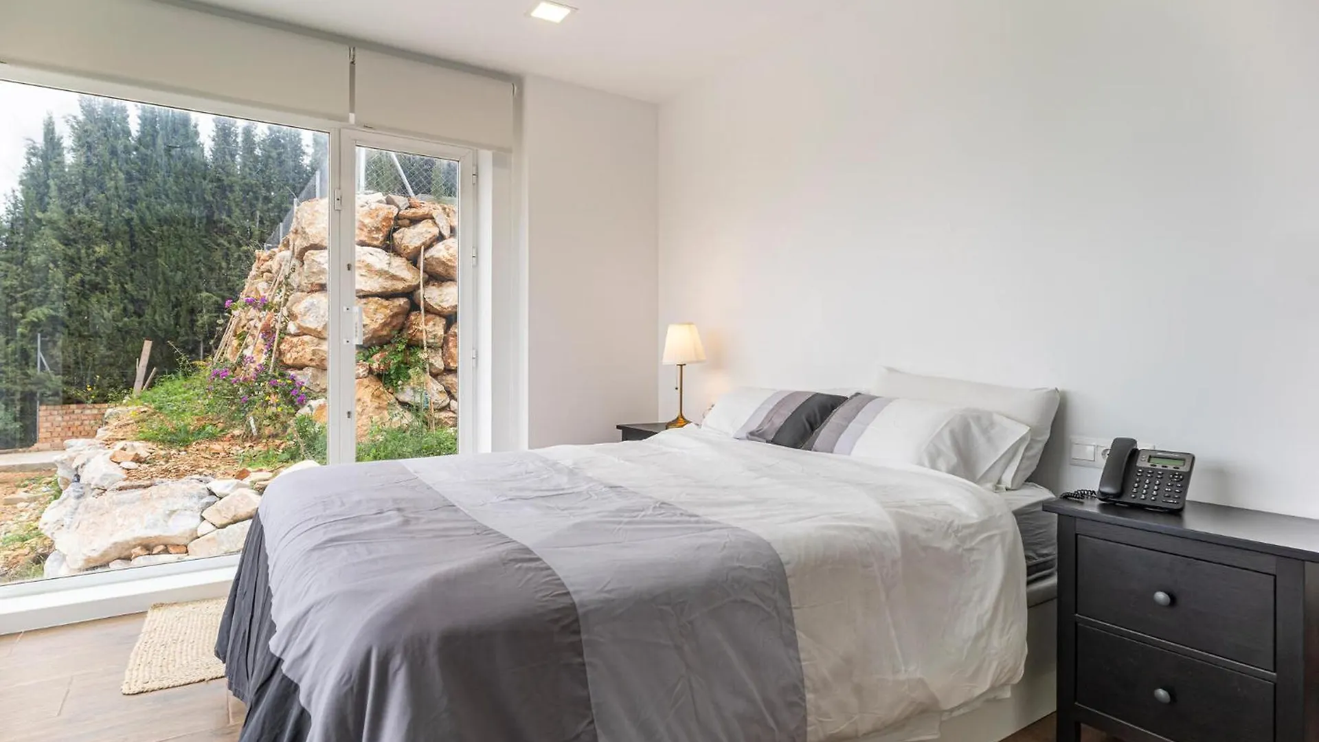 Awesome Home In Pinos De Alhaurin Alhaurin de la Torre 0*,
